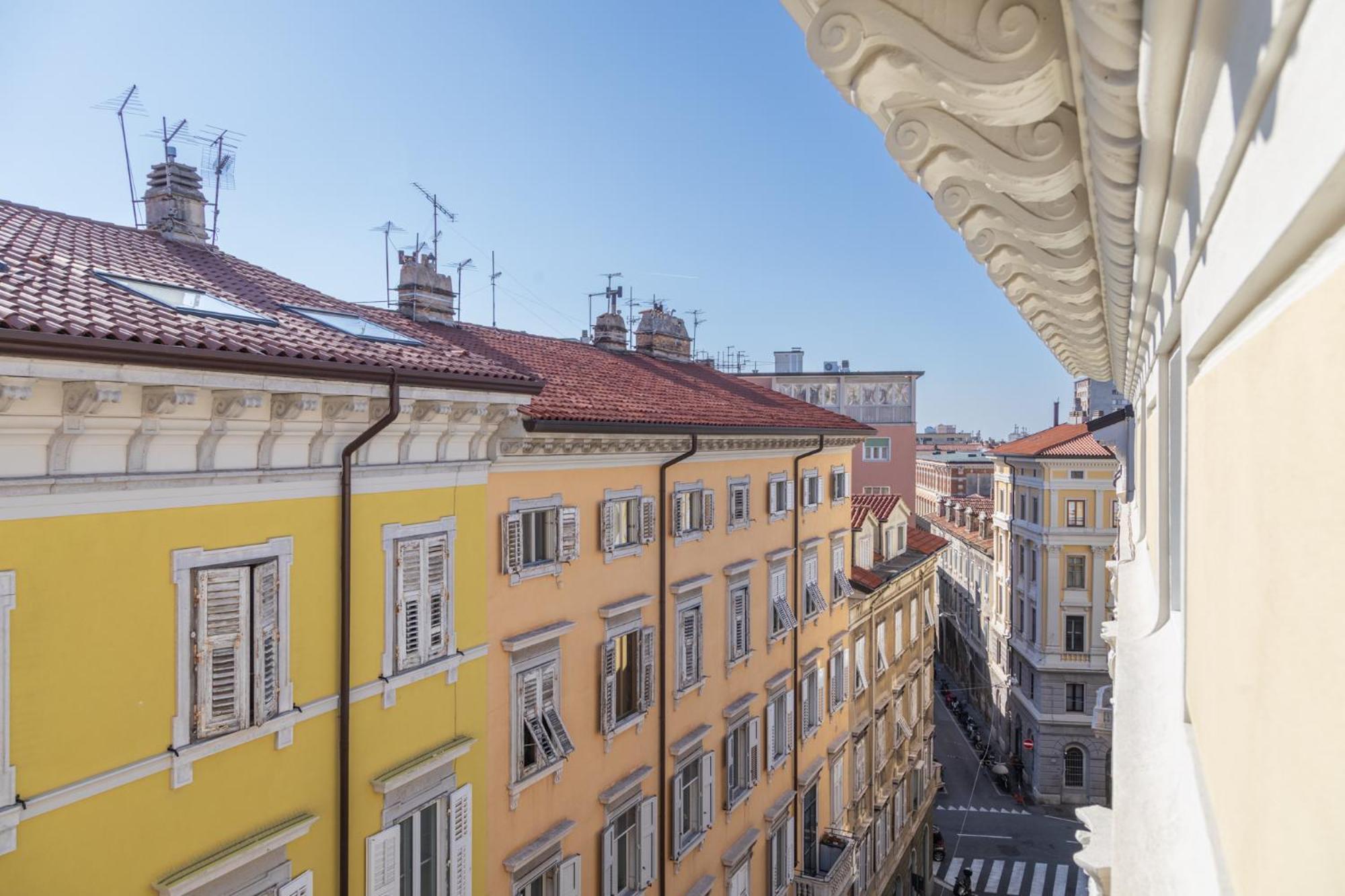 Central Trieste - Elegant City Stay Exterior foto